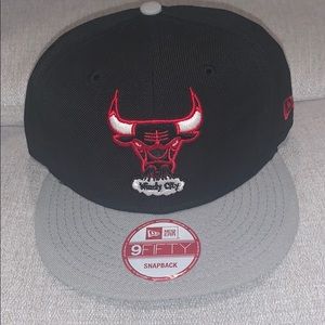Snap back